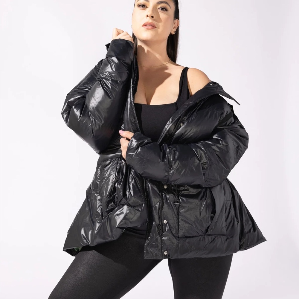 ❌SOLD❌NWT PopFlex Pearl Peplum Puffer Jacket in Black